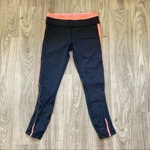 Womens Lululemon Black Leggings. Sz 6